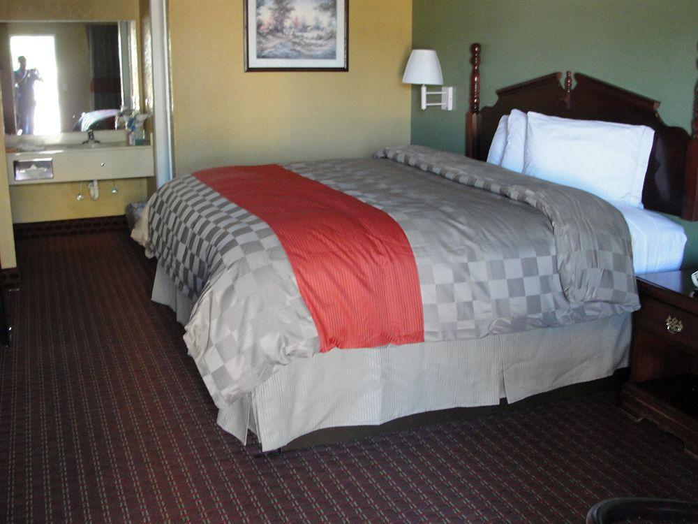 Executive Inn Opp Экстерьер фото